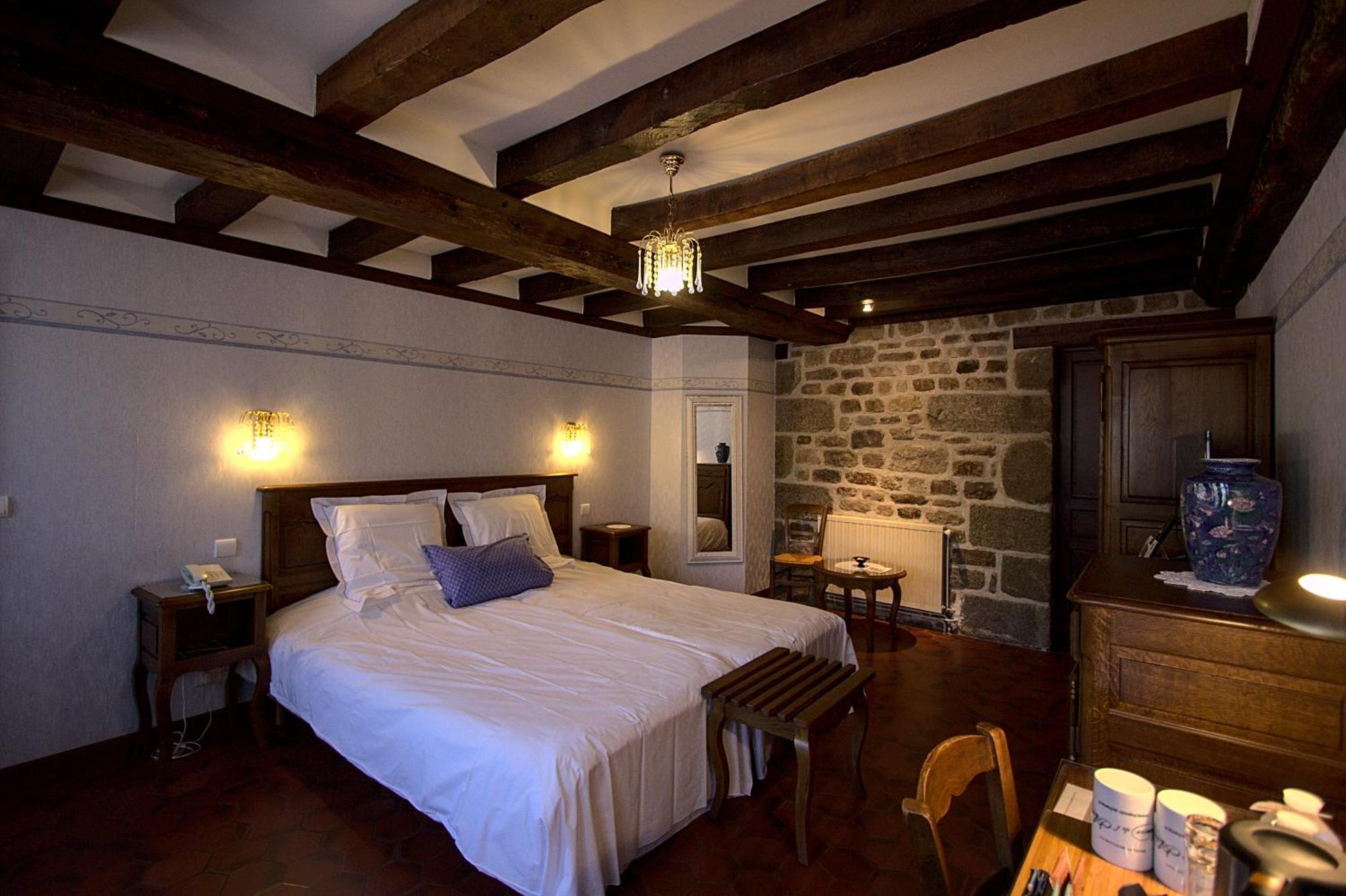 Logis Hotel Restaurant Manoir De L'Acherie Sainte-Cécile Dış mekan fotoğraf